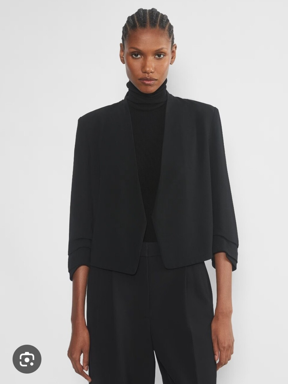 ARITZIA BABATON | US 4 (S/M) Cropped Power Blazer | black